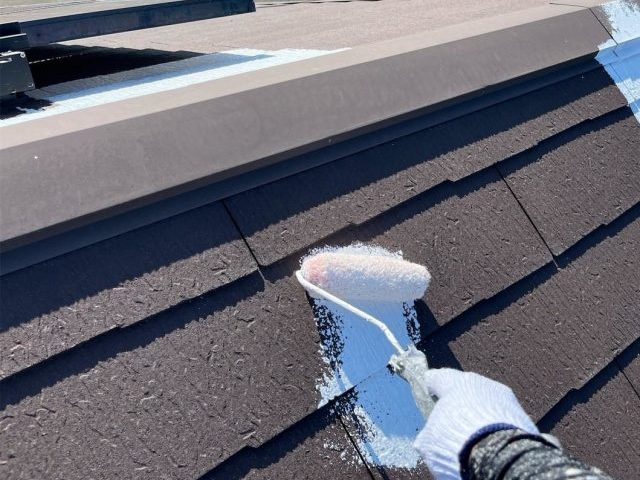 三木市の屋根シーラー塗布